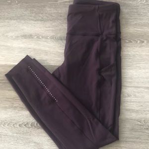 Lulu leggings size 4